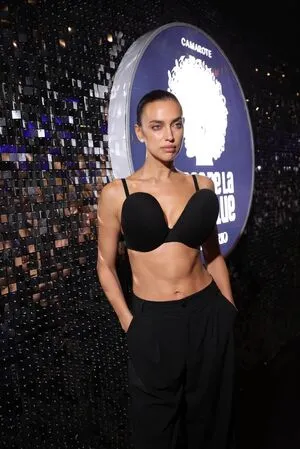 Irina Shayk OnlyFans Leaked Free Thumbnail Picture - #3rsyr0I3M5