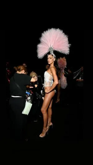 Irina Shayk OnlyFans Leaked Free Thumbnail Picture - #3xDm8I34dd