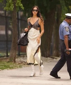 Irina Shayk OnlyFans Leaked Free Thumbnail Picture - #5v5sumtuX6