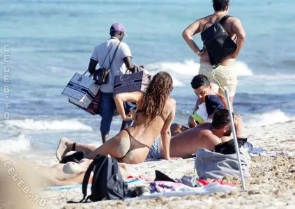 Irina Shayk OnlyFans Leaked Free Thumbnail Picture - #7HgM5TxuDy