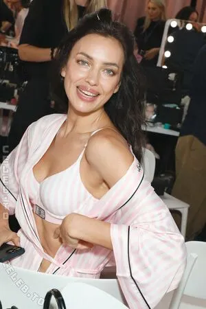 Irina Shayk OnlyFans Leaked Free Thumbnail Picture - #B8TDzLECGv