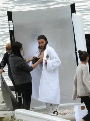 Irina Shayk OnlyFans Leaked Free Thumbnail Picture - #FLXNw5MQv8