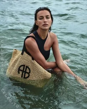 Irina Shayk OnlyFans Leaked Free Thumbnail Picture - #HpSAFzK2WZ