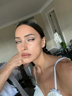 Irina Shayk OnlyFans Leaked Free Thumbnail Picture - #LKGg13rmJN