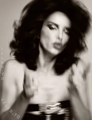 Irina Shayk OnlyFans Leaked Free Thumbnail Picture - #SZ59vG4qSN