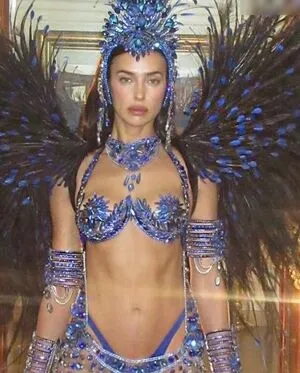 Irina Shayk OnlyFans Leaked Free Thumbnail Picture - #UGupTBEIM4
