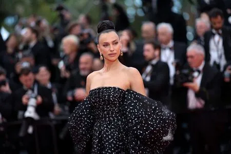 Irina Shayk OnlyFans Leaked Free Thumbnail Picture - #VMua55nSGv