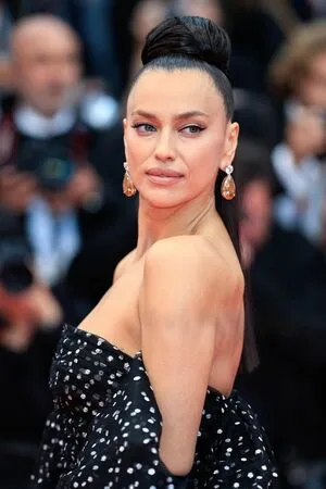Irina Shayk OnlyFans Leaked Free Thumbnail Picture - #dQfQMQrlSK