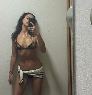 Irina Shayk OnlyFans Leaked Free Thumbnail Picture - #hwwdaHL3Zs
