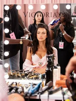 Irina Shayk OnlyFans Leaked Free Thumbnail Picture - #kPv8swp7Jj