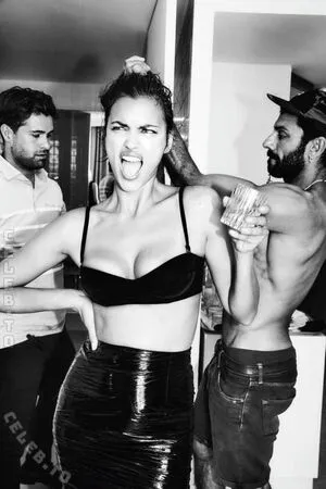 Irina Shayk OnlyFans Leaked Free Thumbnail Picture - #lHsgIxspvm