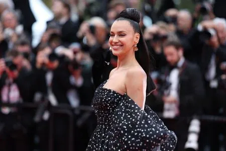 Irina Shayk OnlyFans Leaked Free Thumbnail Picture - #nCOUkniLCg