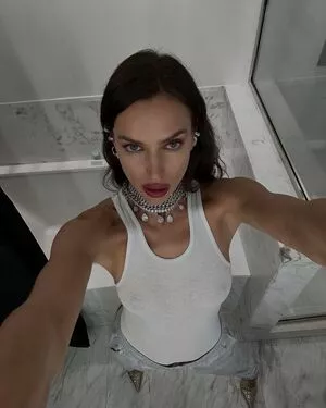 Irina Shayk OnlyFans Leaked Free Thumbnail Picture - #v6n1aI9qum