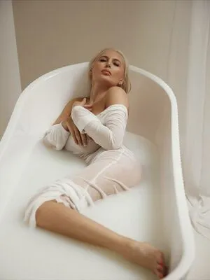 Irinapart OnlyFans Leaked Free Thumbnail Picture - #6HfD4RU7y1