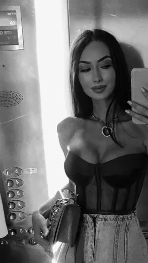 Irinavakarov OnlyFans Leaked Free Thumbnail Picture - #Lo2pABlkxh