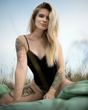 Iris A OnlyFans Leaked Free Thumbnail Picture - #CgGdqBy0qY