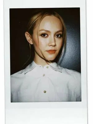 Iris Apatow OnlyFans Leaked Free Thumbnail Picture - #FxVDxdLXPP