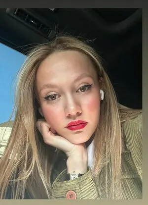Iris Apatow OnlyFans Leaked Free Thumbnail Picture - #G6boLNC3rL