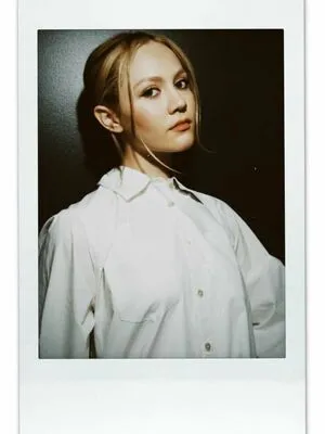 Iris Apatow OnlyFans Leaked Free Thumbnail Picture - #en1XMpKpAa