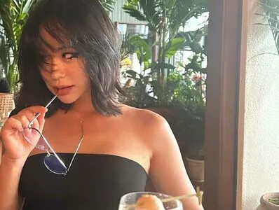 Iris Biidan OnlyFans Leaked Free Thumbnail Picture - #ORCnsQHPGo