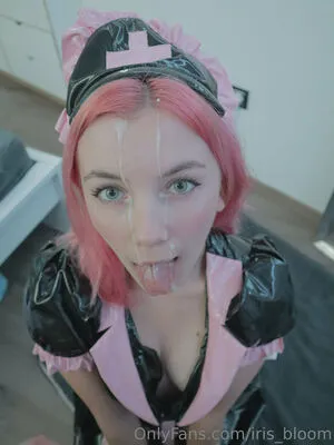 Iris Bloom OnlyFans Leaked Free Thumbnail Picture - #1ERpAF0zeV