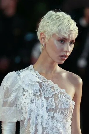 Iris Law OnlyFans Leaked Free Thumbnail Picture - #0ETWpr18oP