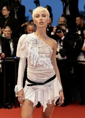 Iris Law OnlyFans Leaked Free Thumbnail Picture - #3UIzYL5D4G