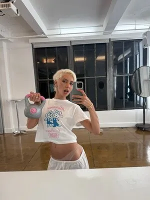 Iris Law OnlyFans Leaked Free Thumbnail Picture - #CPug9LhAMt