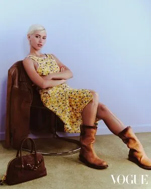 Iris Law OnlyFans Leaked Free Thumbnail Picture - #D2vxNDiBlN