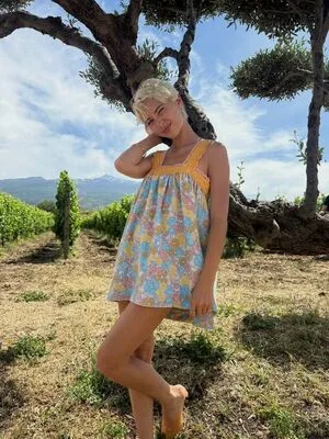 Iris Law OnlyFans Leaked Free Thumbnail Picture - #GZ40JwhDuc