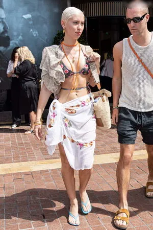 Iris Law OnlyFans Leaked Free Thumbnail Picture - #JDjT9NpZc3