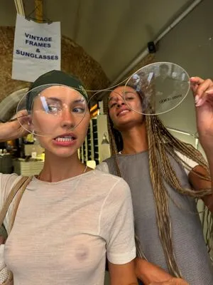 Iris Law OnlyFans Leaked Free Thumbnail Picture - #TfG7gSRn8P