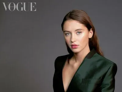 Iris Law OnlyFans Leaked Free Thumbnail Picture - #ToRr7IZ7uP