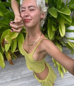 Iris Law OnlyFans Leaked Free Thumbnail Picture - #bdT79OWv3H