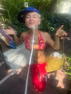 Iris Law OnlyFans Leaked Free Thumbnail Picture - #cX8y7f2x2c