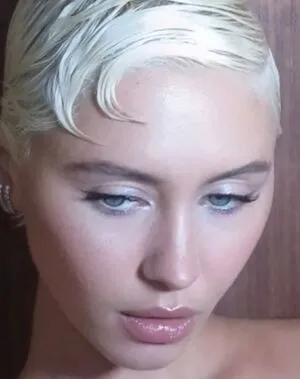 Iris Law OnlyFans Leaked Free Thumbnail Picture - #drNyDJyW9F