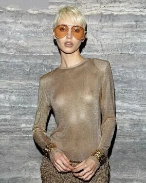 Iris Law OnlyFans Leaked Free Thumbnail Picture - #tXfpLB4j1u