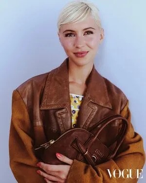 Iris Law OnlyFans Leaked Free Thumbnail Picture - #xlGYIRuXR1