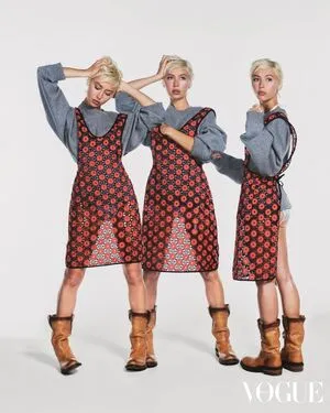 Iris Law OnlyFans Leaked Free Thumbnail Picture - #y9wvBqhQcJ