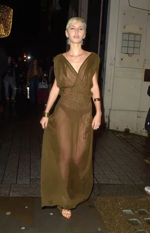 Iris Law OnlyFans Leaked Free Thumbnail Picture - #zEykoBHVGq