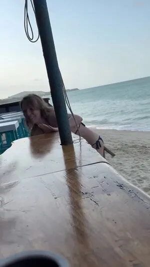 Iris Mareike Steen OnlyFans Leaked Free Thumbnail Picture - #6auOfHyKsW