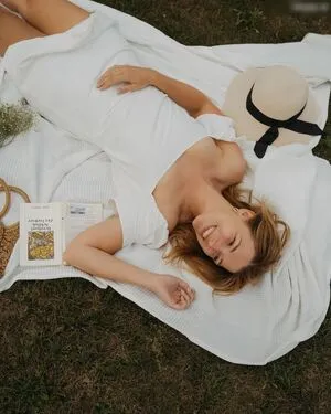 Iris Mareike Steen OnlyFans Leaked Free Thumbnail Picture - #9pfLPTKv70