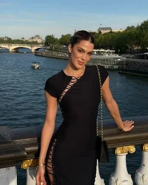Iris Mittenaere OnlyFans Leaked Free Thumbnail Picture - #BSFyJXJUNz