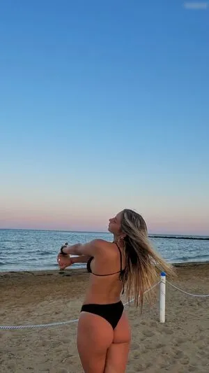Iris Vallarani OnlyFans Leaked Free Thumbnail Picture - #bIG7M6GV4P