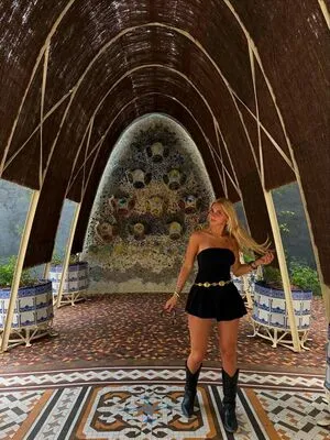 Iris Vallaranii OnlyFans Leaked Free Thumbnail Picture - #Fvrm2fQ6j1