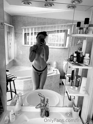 Iris Vip OnlyFans Leaked Free Thumbnail Picture - #P5cvMOWKS4