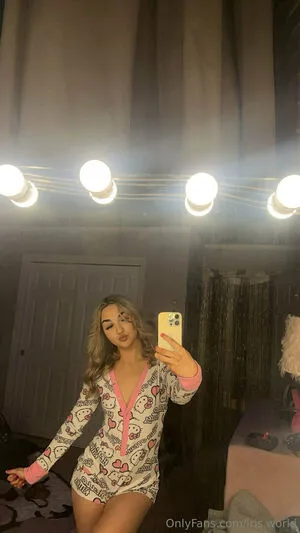 Iris World OnlyFans Leaked Free Thumbnail Picture - #A2FIIxRGi7