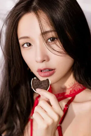Iris Xiao OnlyFans Leaked Free Thumbnail Picture - #4muyztCsHc