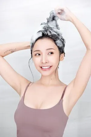 Iris Xiao OnlyFans Leaked Free Thumbnail Picture - #WkRnf8r651