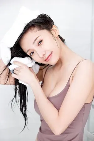 Iris Xiao OnlyFans Leaked Free Thumbnail Picture - #mBKHQ8ruXh